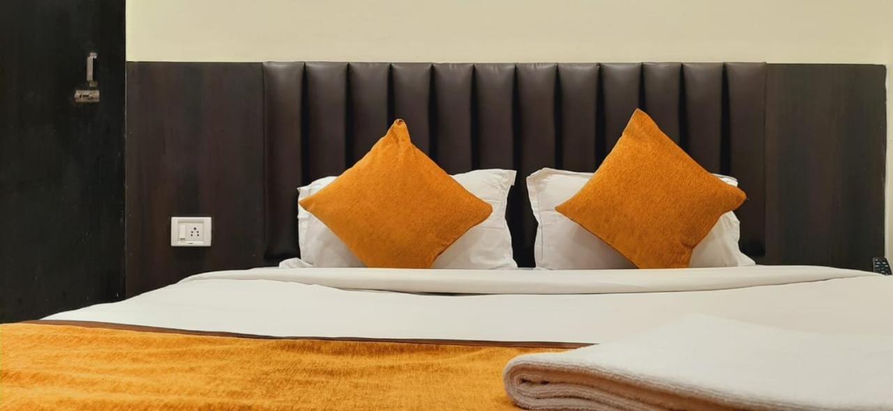 Hotel The Avenue Gamharia المظهر الخارجي الصورة