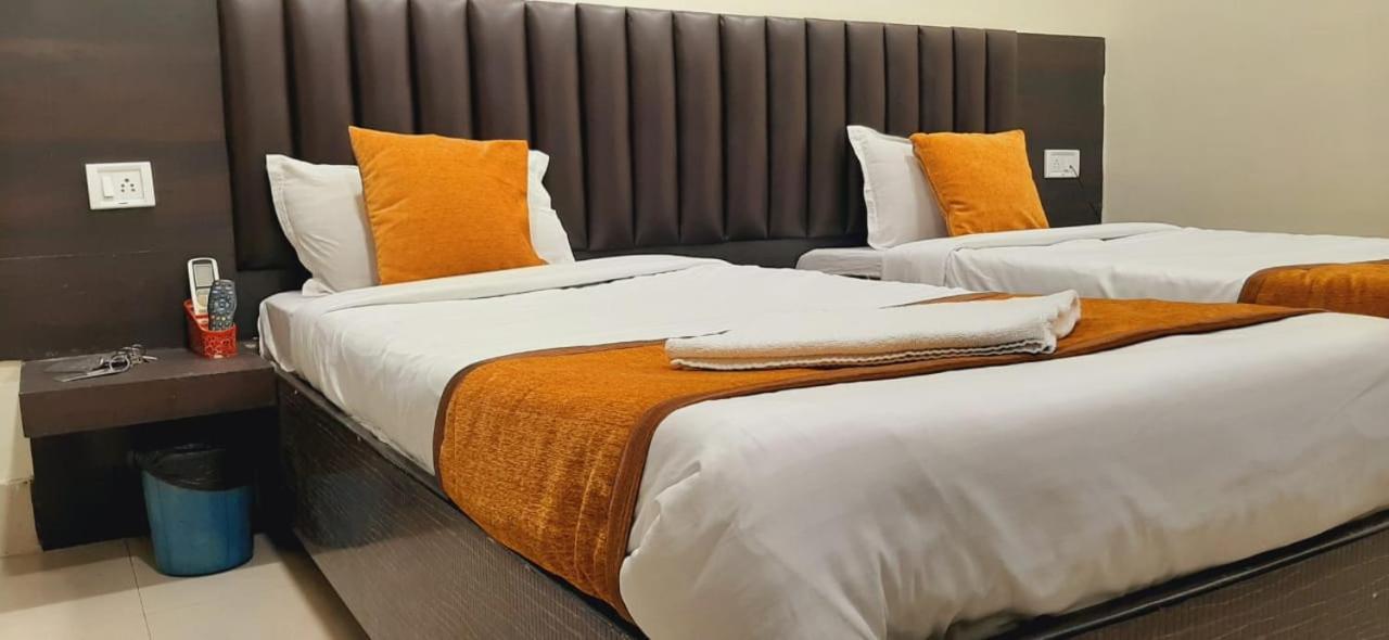 Hotel The Avenue Gamharia المظهر الخارجي الصورة